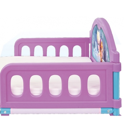 Letto lettino frozen Tavolino con sedie frozen
