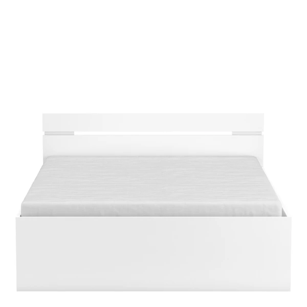 Letto matrimoniale con testiera, cassetti inferiori e ripiano. 140 x 190 cm. Letto moderno e funzionale.