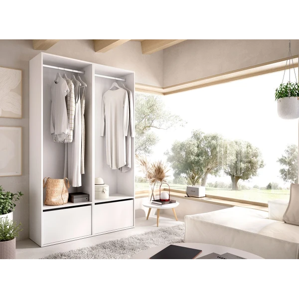 Armadio con appendiabiti